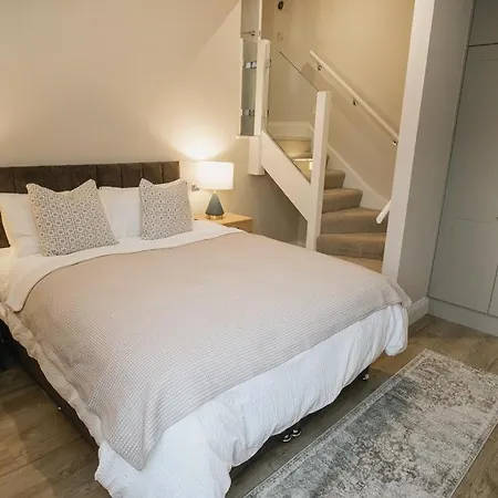 Portland Square Penthouse - Two Bed Luxury Apartment In Carlisle, Cumbria, Uk شقة كارلايل