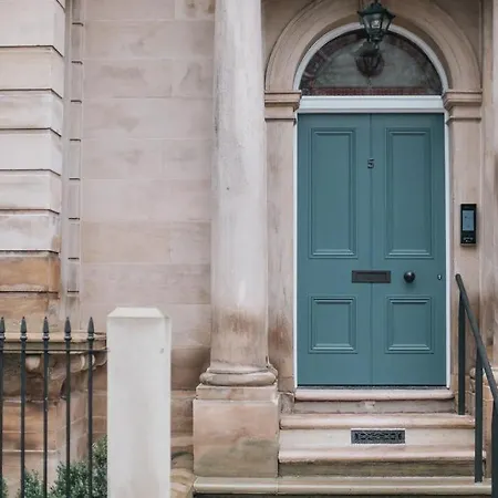 Portland Square Penthouse - Two Bed Luxury Apartment In Carlisle, Cumbria, Uk كارلايل